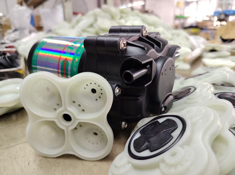 安定した吸引力を備えた最高品質のROブースターポンプ。