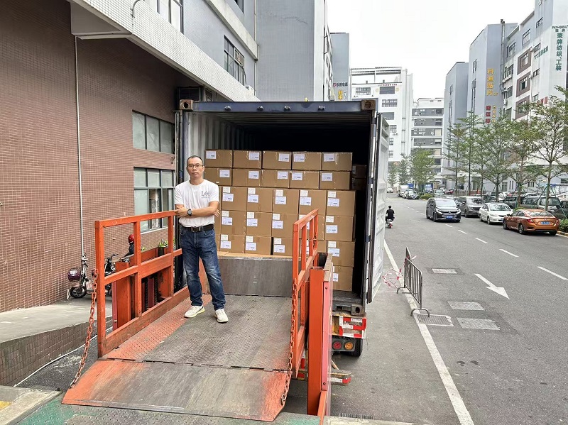 コンテナ1個のRO部品をベトナムに輸出します。