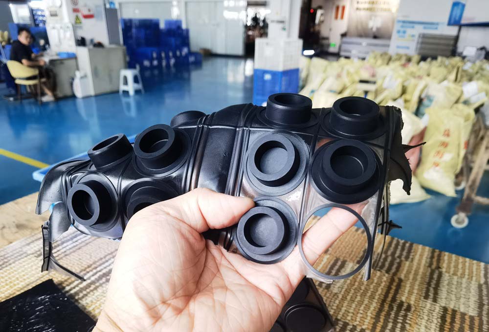 カスタム産業用および家庭用電化製品のゴム製シリコン アクセサリ