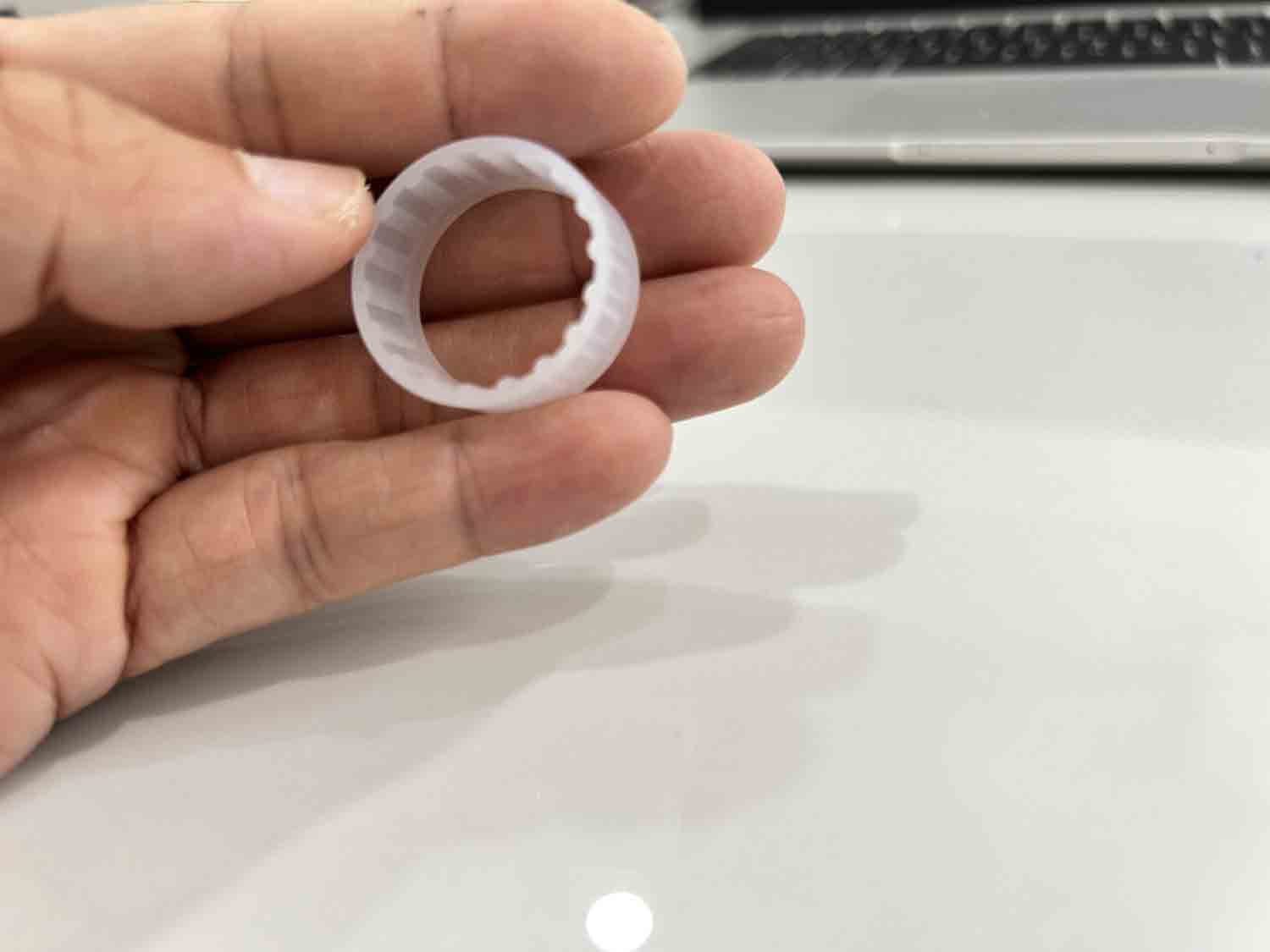精密シリコンシートベース-0.05mm許容範囲（白透過性）